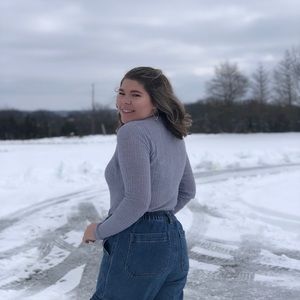 Meet your Posher, Belle